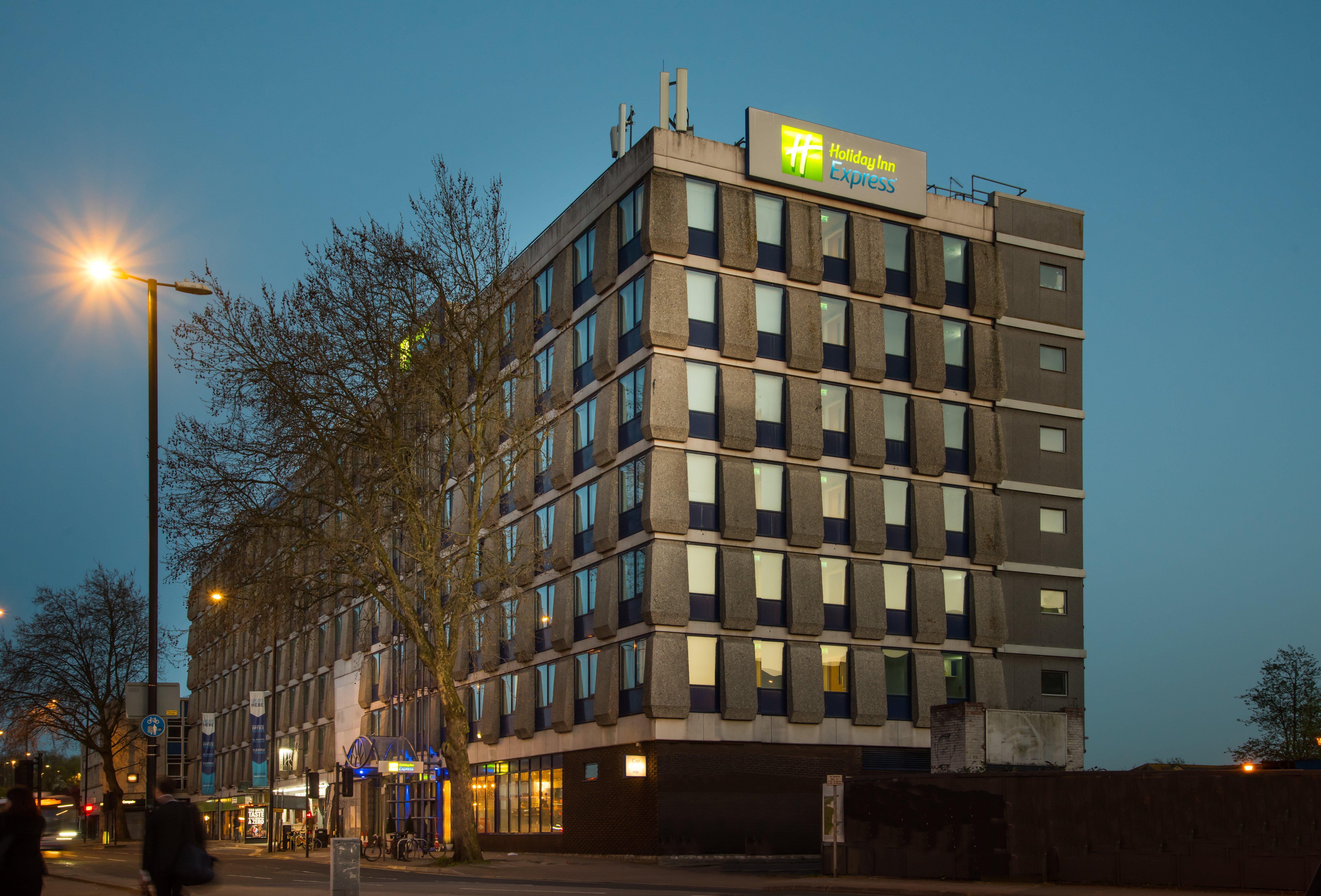 Holiday Inn Express Bristol City Centre By Ihg Exterior photo