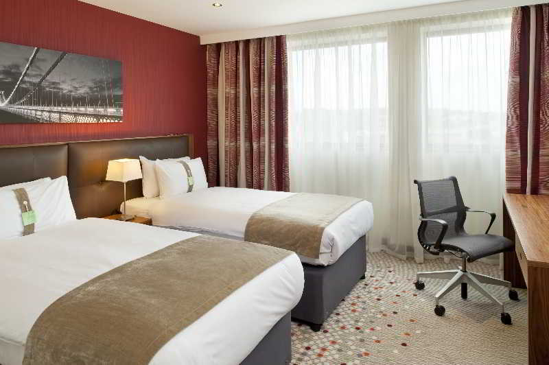 Holiday Inn Express Bristol City Centre By Ihg Exterior photo