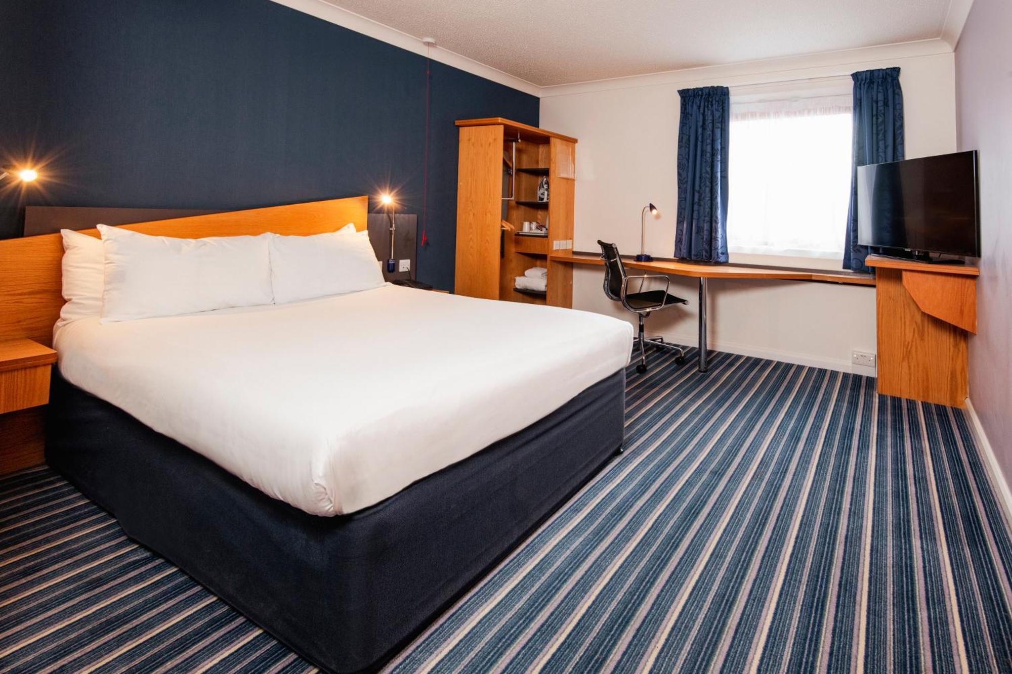 Holiday Inn Express Bristol City Centre By Ihg Exterior photo