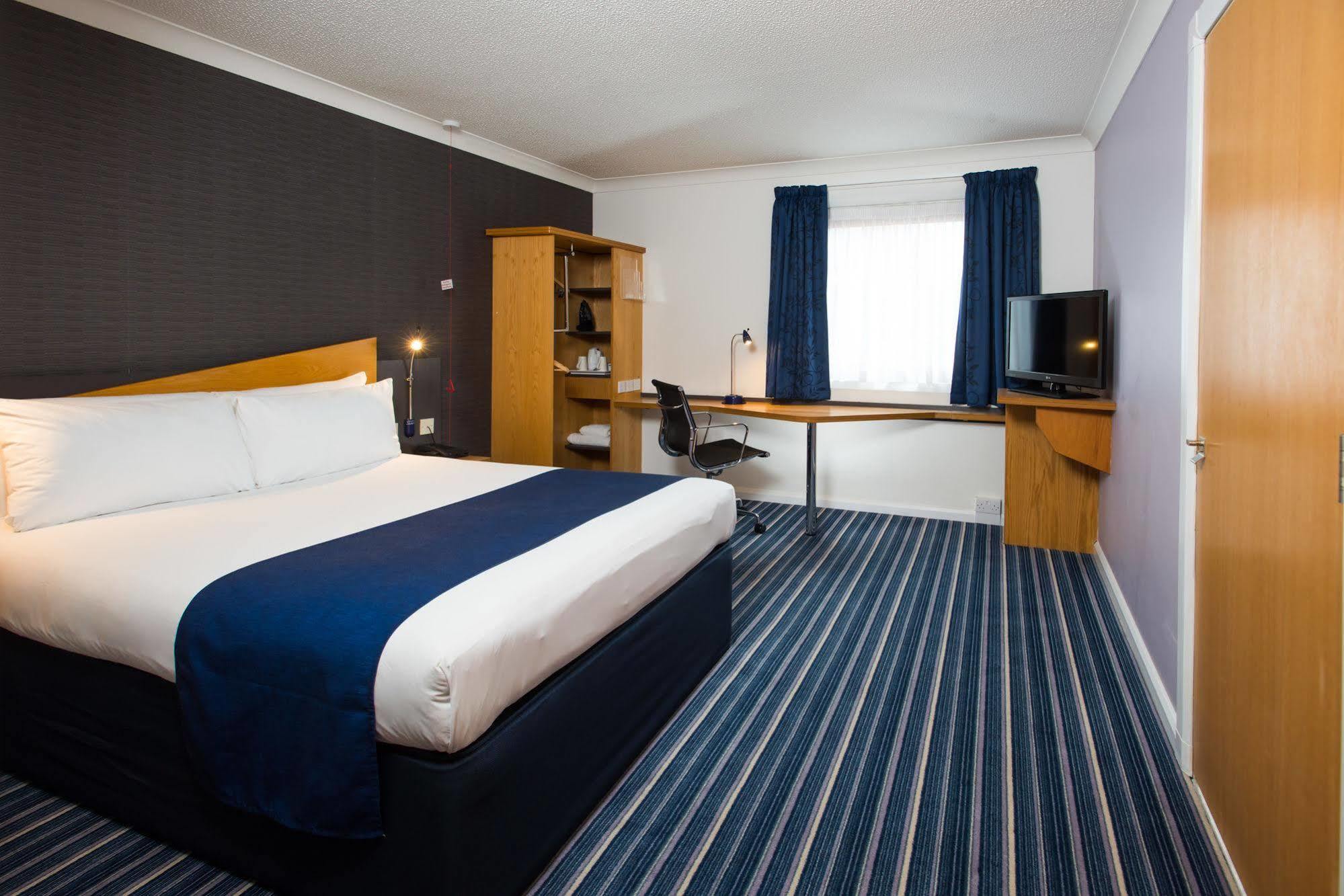Holiday Inn Express Bristol City Centre By Ihg Exterior photo